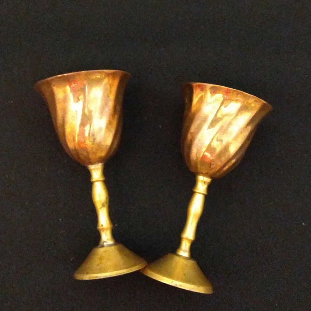 Vintage 1950’s/60’s Solid Brass Mini Goblet Set of two - Picture 3 of 5